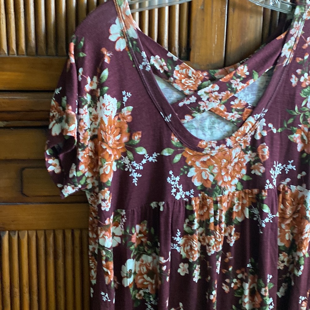 Altar’d State Women’s Floral Top